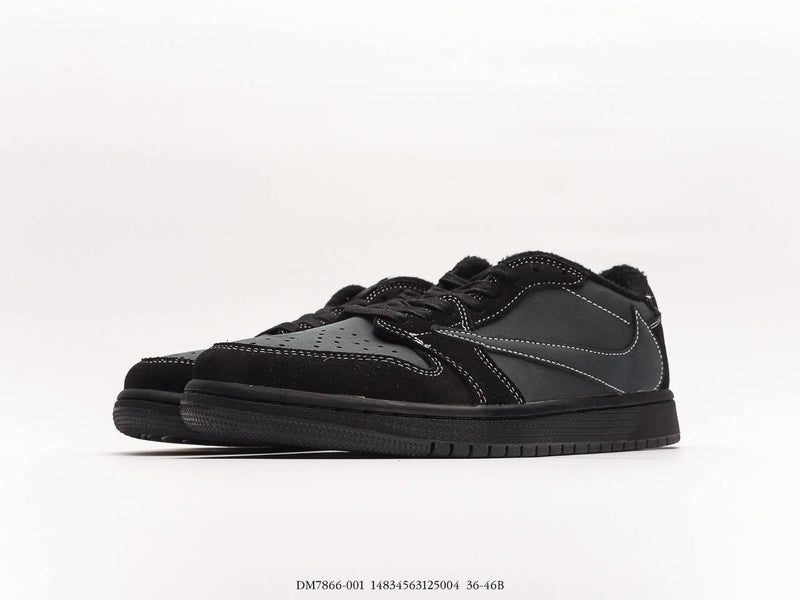 Travis Scott x Air Jordan 1 Low OG SP Phantom