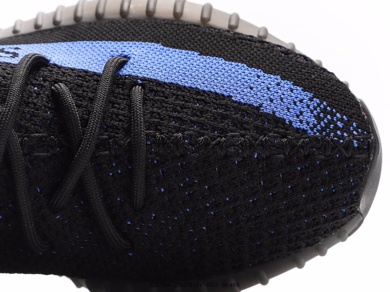 Adidas Yeezy Boost 350 V2Dazzling Blue "Black Blue"