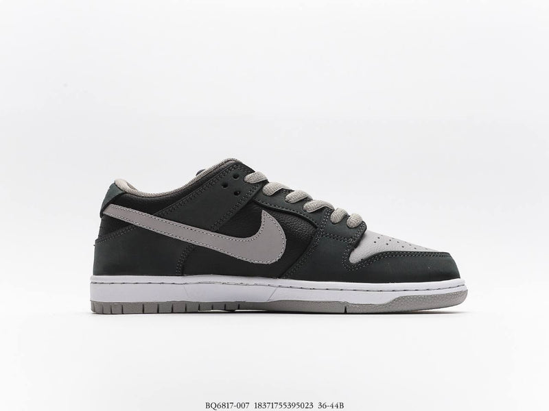 Nike SB dunk Low “shadow”