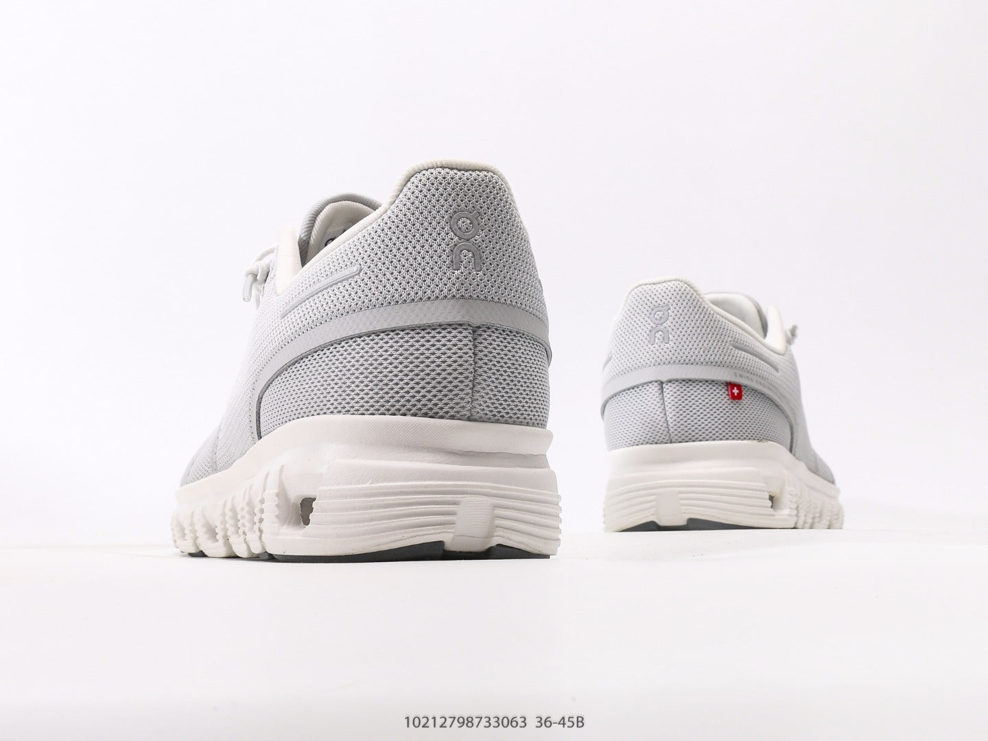Cloud 6 Ly. Grey White