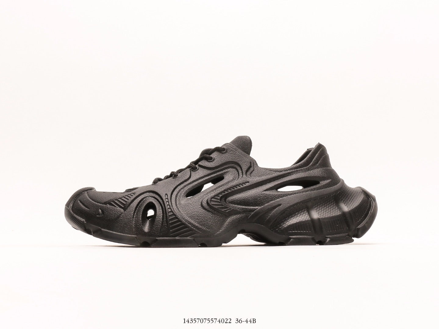 حذاء Balenciaga HD برباط أسود