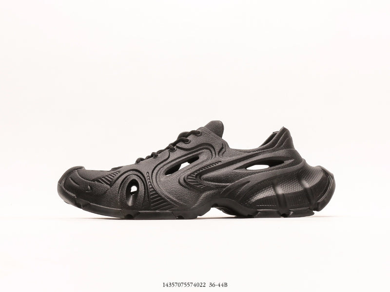 حذاء Balenciaga HD برباط أسود