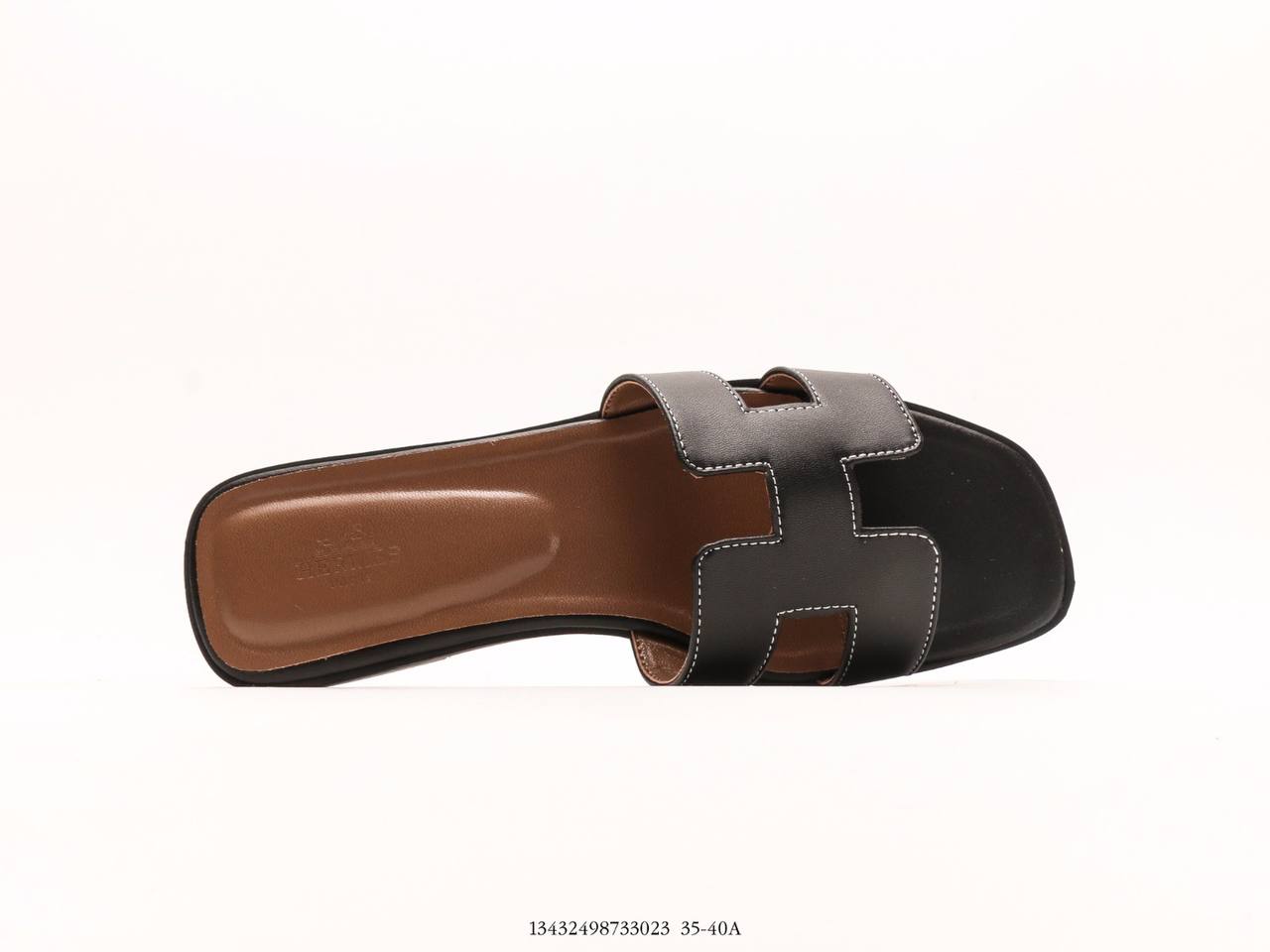 Hermès Chypre Sandal Black