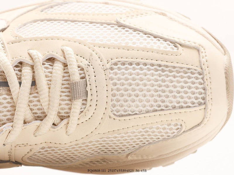 NIKE ZOOM Vomero 5   Sail Light Orewood Brown