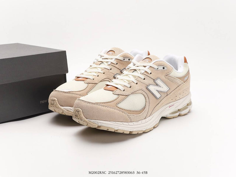 New balance 2002R