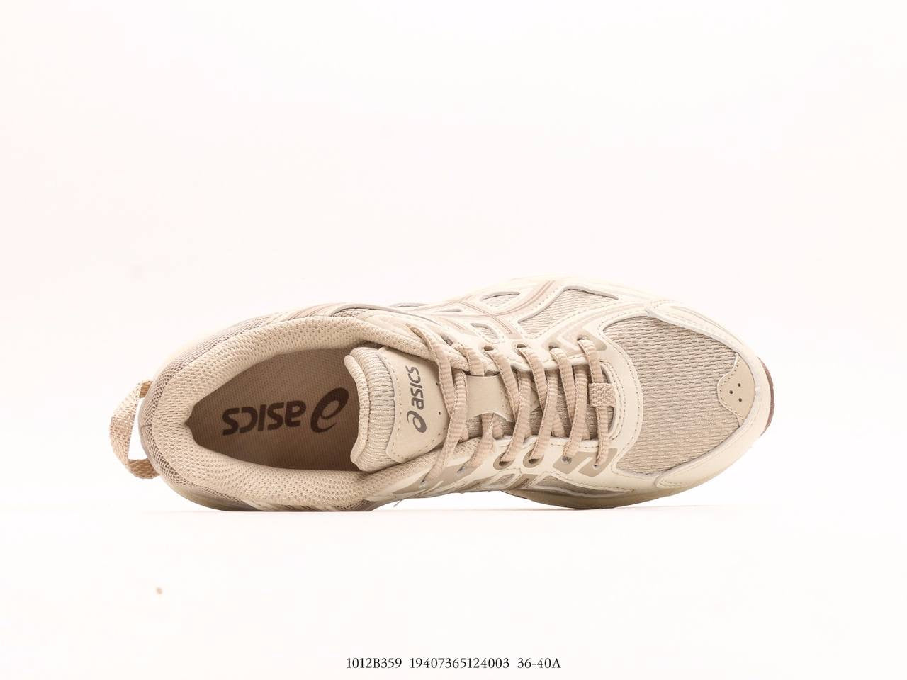 حذاء Asics GEL-VENTURE 6 باللون الرمادي الكريمي
