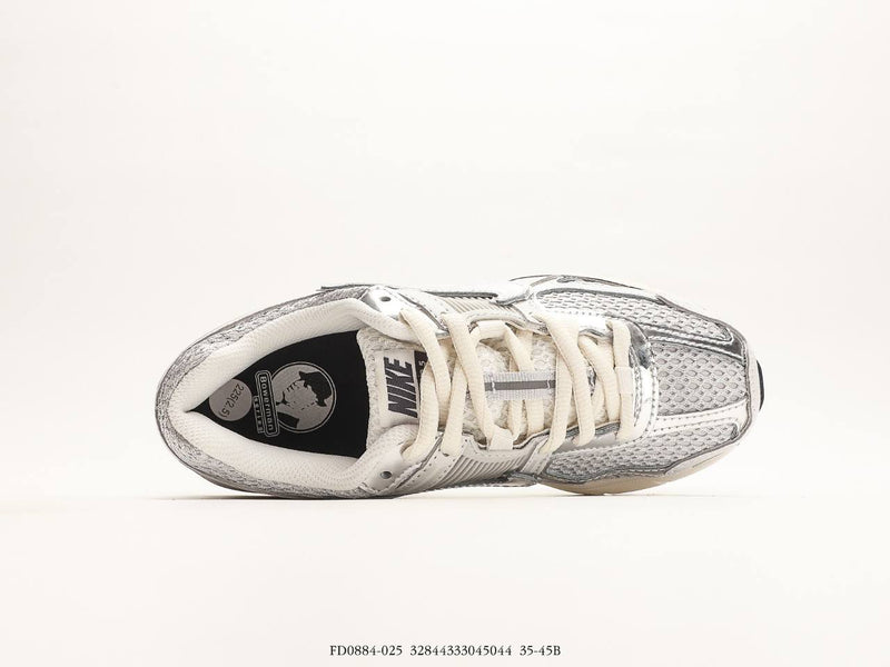 Nike NK Zoom Vomero 5 Chrome