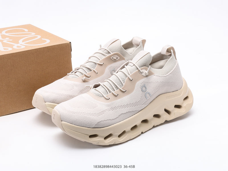 On Running Cloudtilt LOEWE Beige