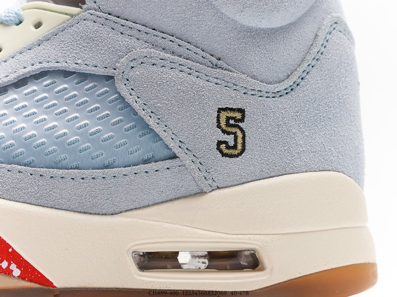 حذاء Jordan 5 Retro Trophy Room باللون الأزرق الجليدي