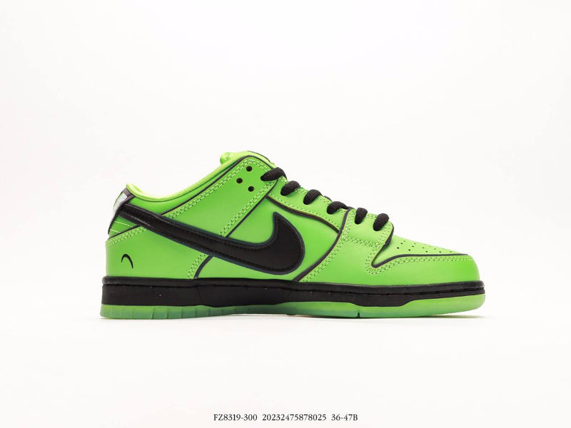 حذاء Nike SB Dunk Low من مجموعة فتيات القوة Buttercup