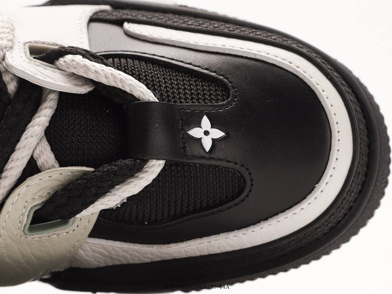 Louis Vuitton Skate Black White