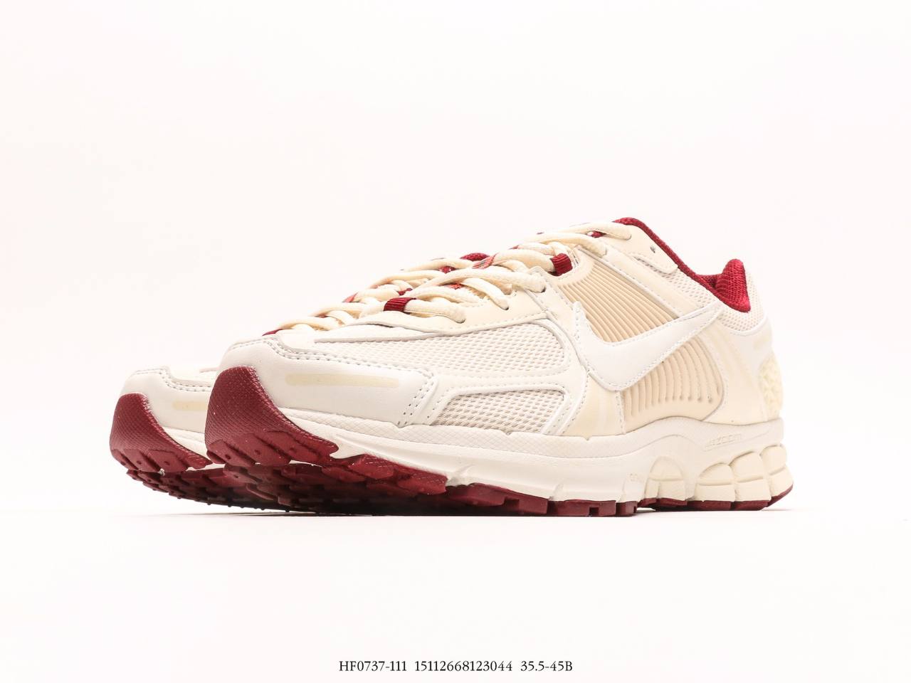 حذاء Nike Air Zoom Vomero 5 لعيد الحب