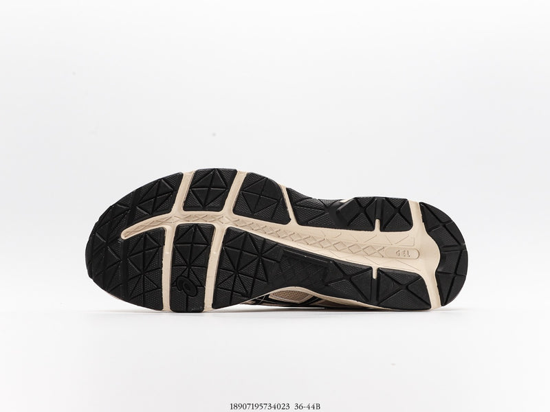 حذاء ASICS Gel-Contend 4