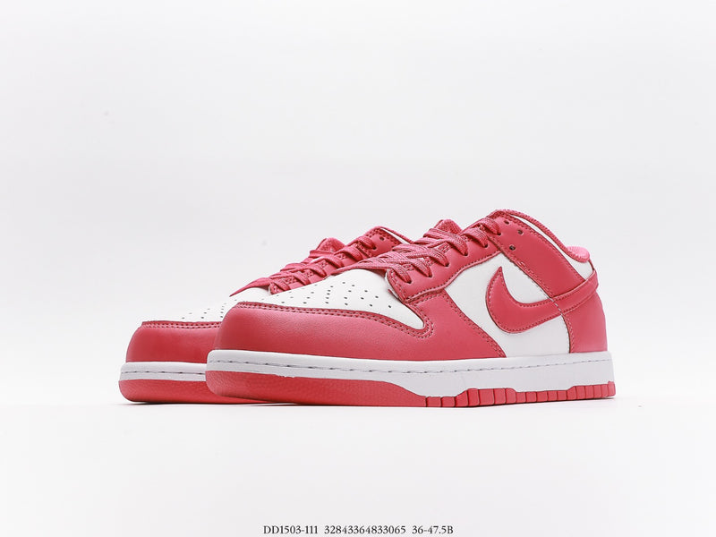 حذاء Nike SB Dunk Low Archeo Pink