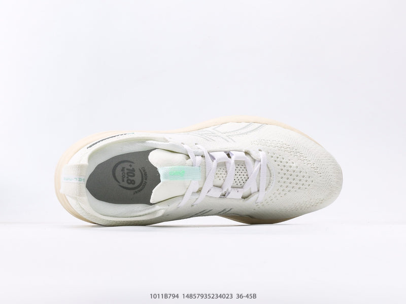 ASICS Gel-Nimbus 26 off white