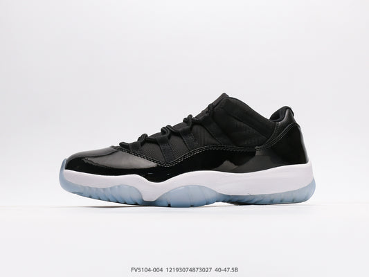 Jordan 11 Retro Low space Jam