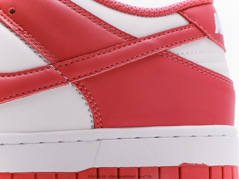 حذاء Nike SB Dunk Low Archeo Pink