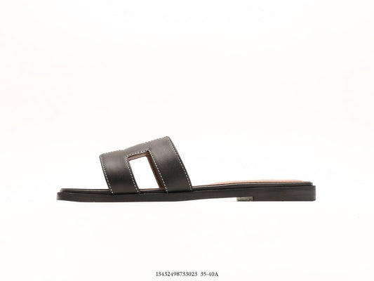 Hermès Chypre Sandal Black