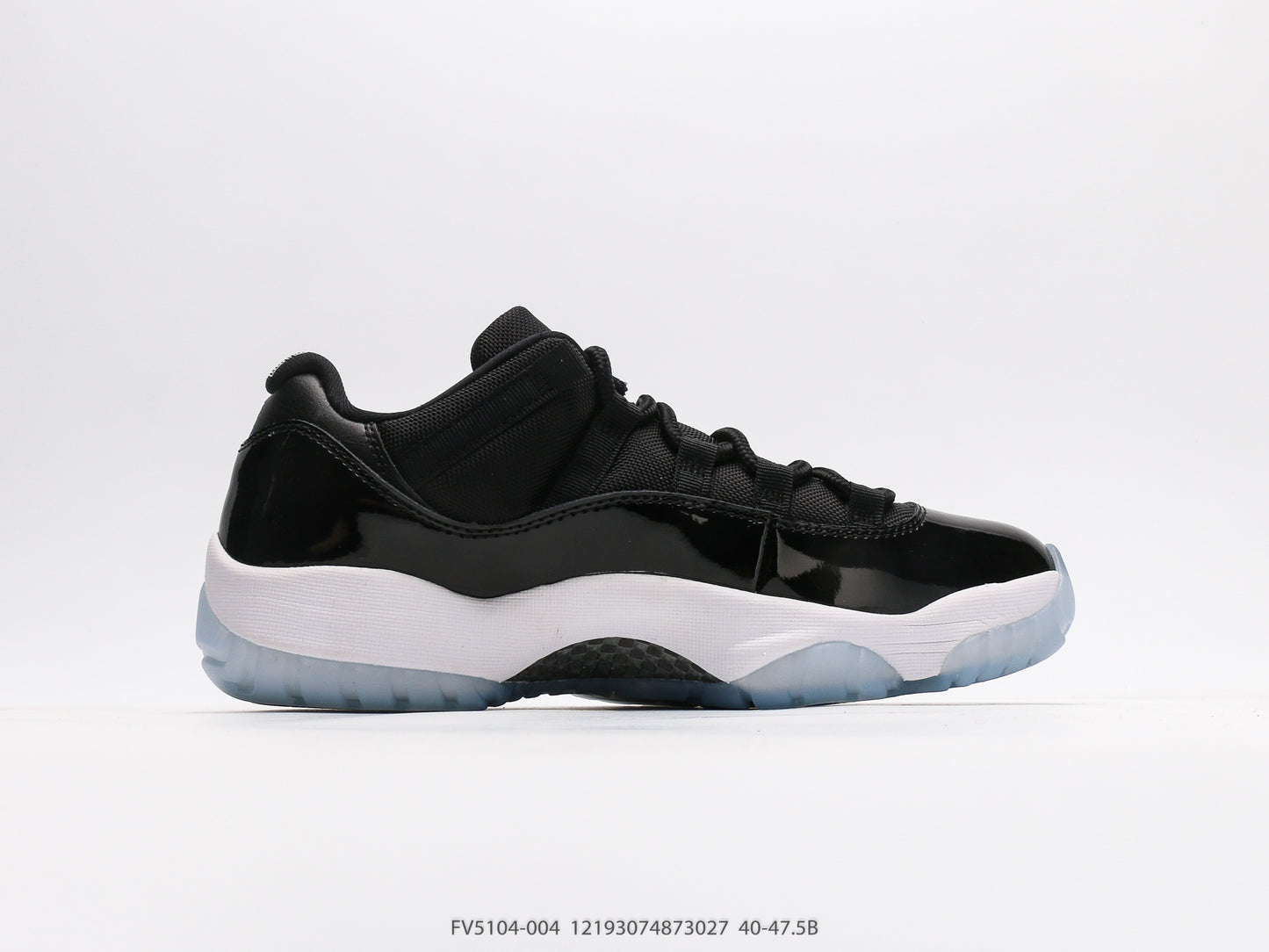 Jordan 11 Retro Low space Jam