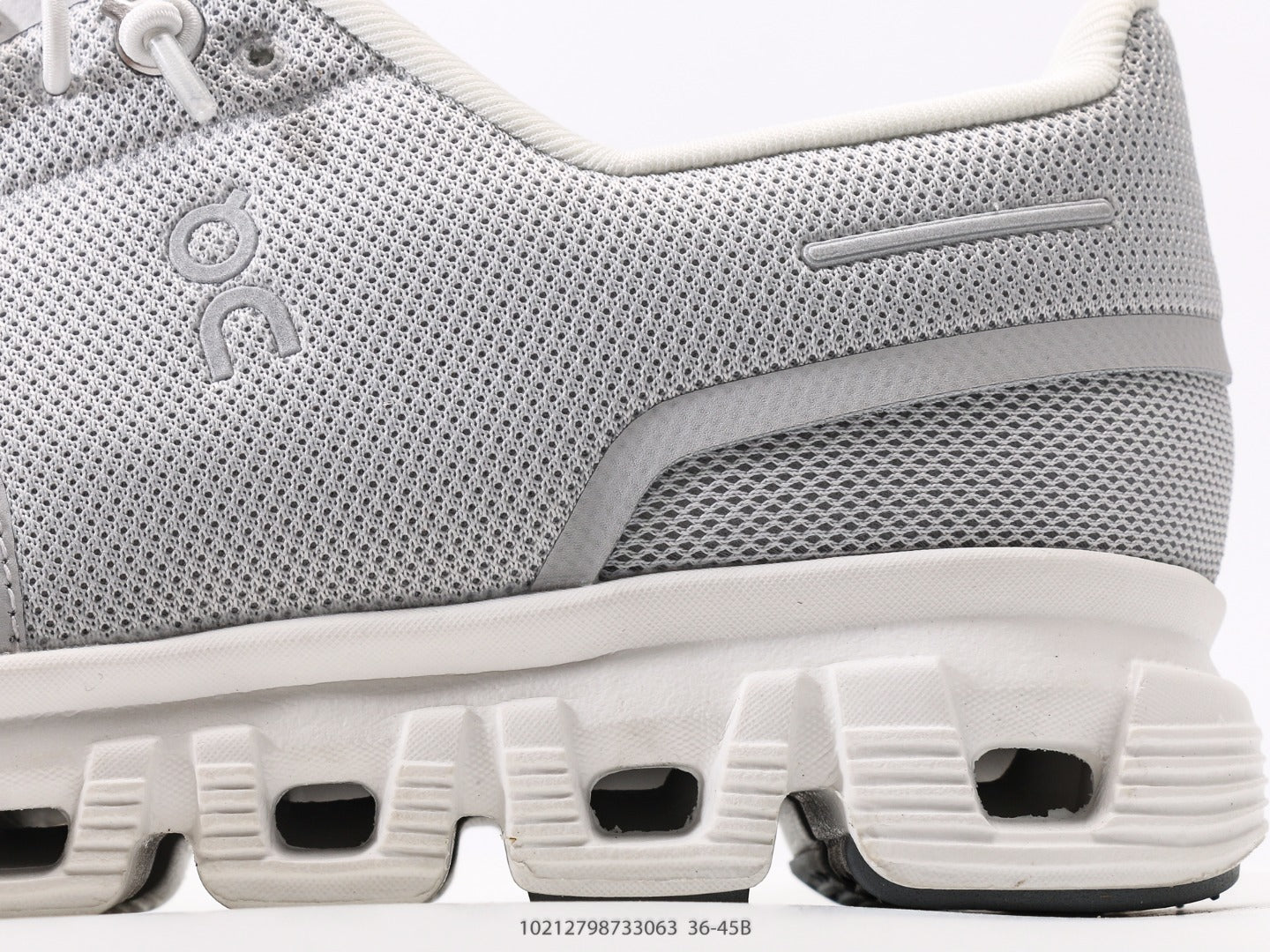 Cloud 6 Ly. Grey White