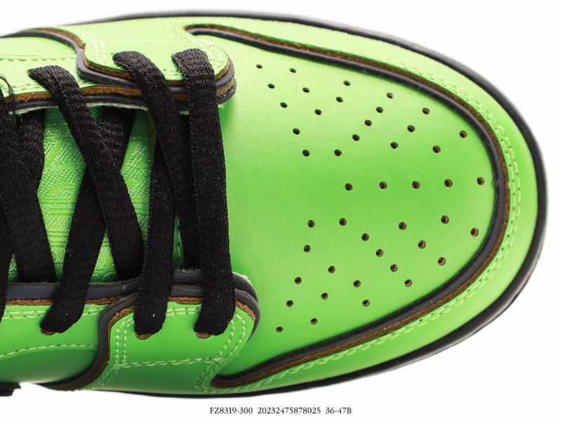 حذاء Nike SB Dunk Low من مجموعة فتيات القوة Buttercup