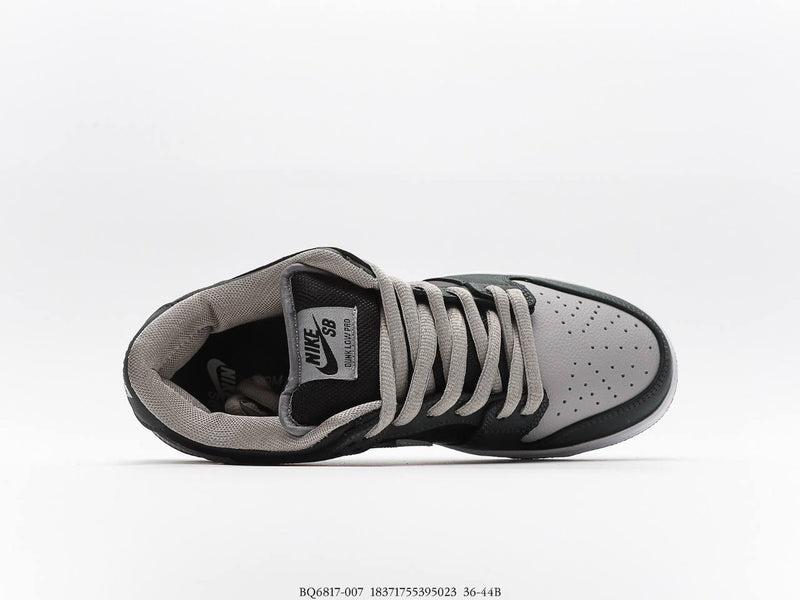 Nike SB dunk Low “shadow”