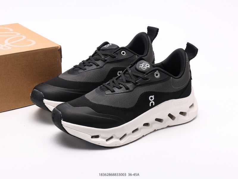 حذاء Loewe X Cloudtilt 2 أسود وأبيض