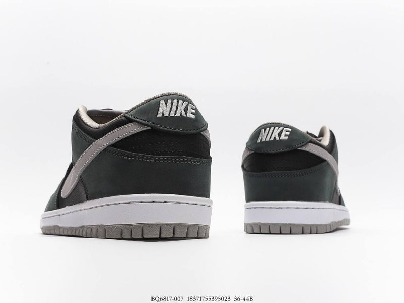 Nike SB dunk Low “shadow”