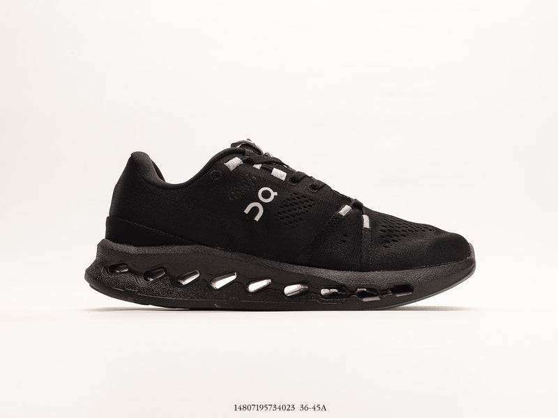 حول تشغيل Cloudsurfer Black