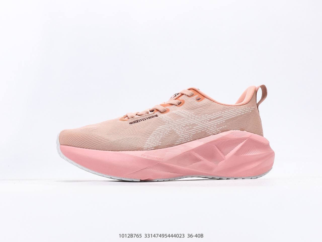 حذاء ASICS Novablast 5 "وردي"