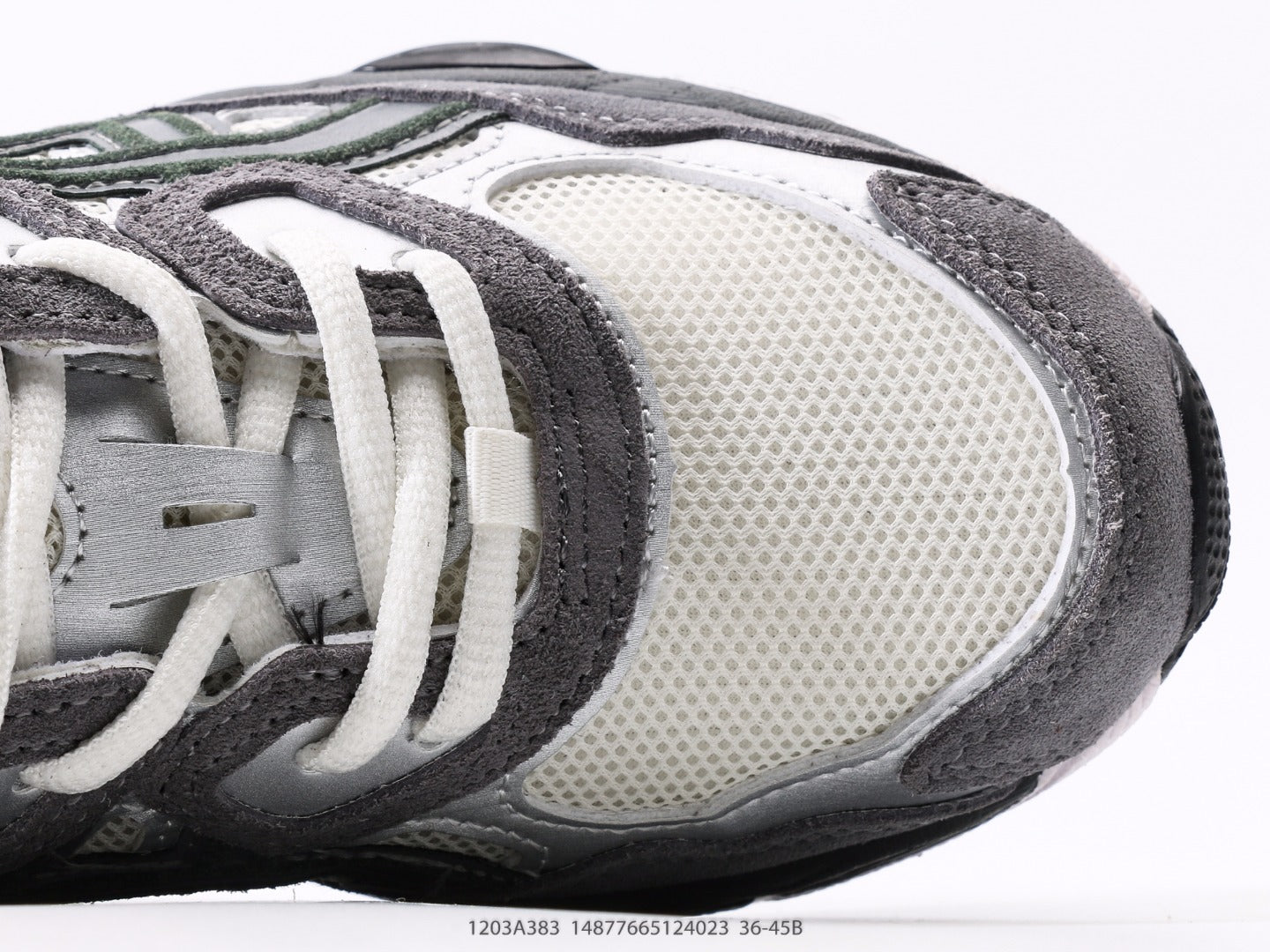 حذاء ASICS GEL-NYC "كريمي/رمادي فولاذي"