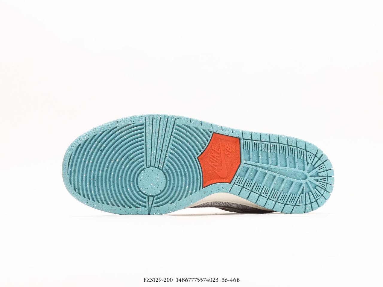 حذاء Nike SB Dunk Low يوفر لك توفيرًا كبيرًا