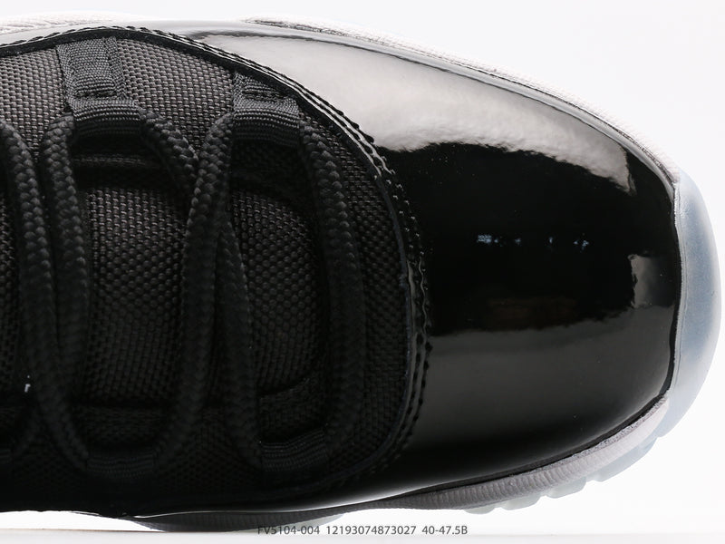 Jordan 11 Retro Low space Jam