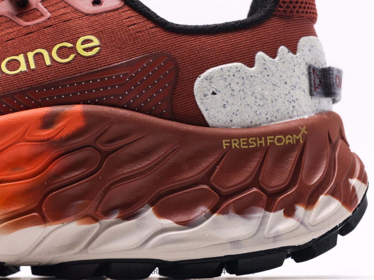 حذاء New Balance Fresh Foam X More Trail v3 'Cayenne Kombu'