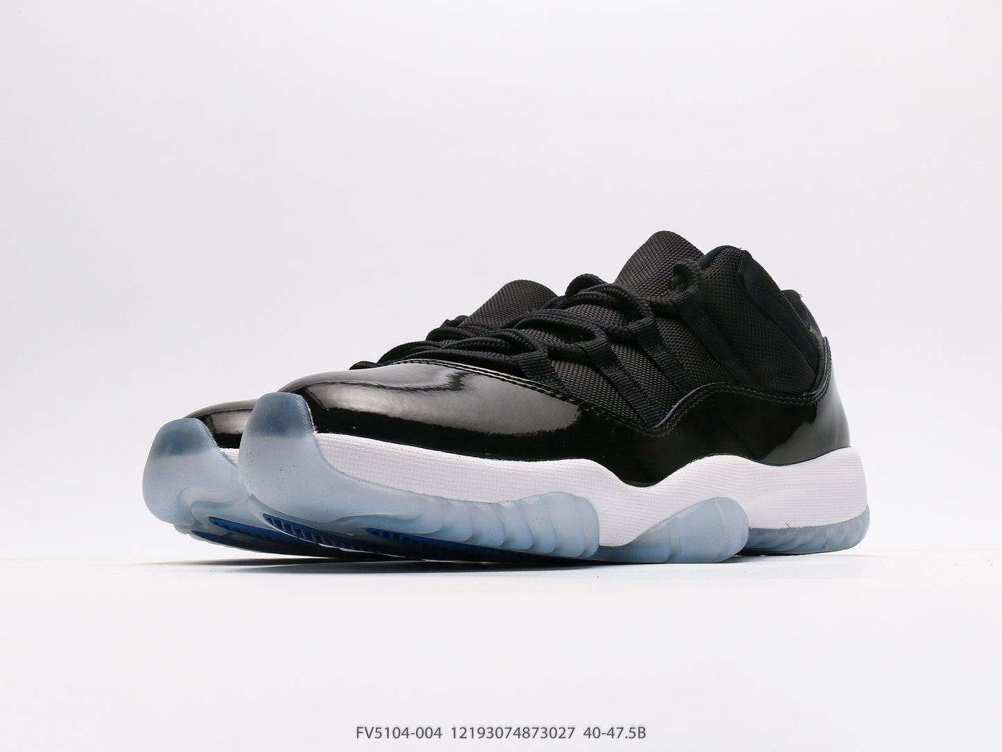 Jordan 11 Retro Low space Jam