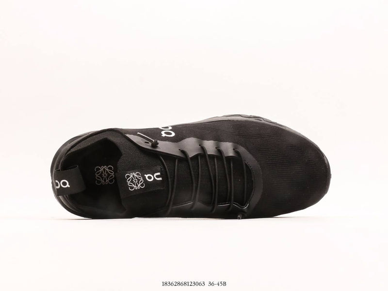 حول تشغيل Cloudtilt LOEWE All Black