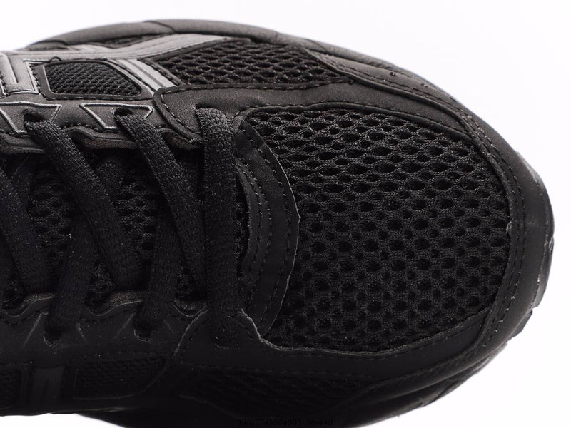 ASICS Gel-Contend 4