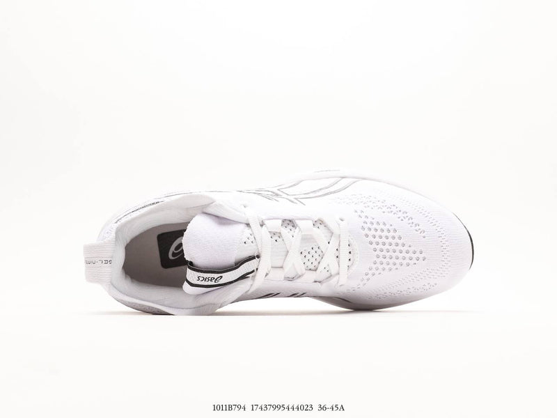 حذاء Asics Gel-Nimbus 26 باللون الأبيض