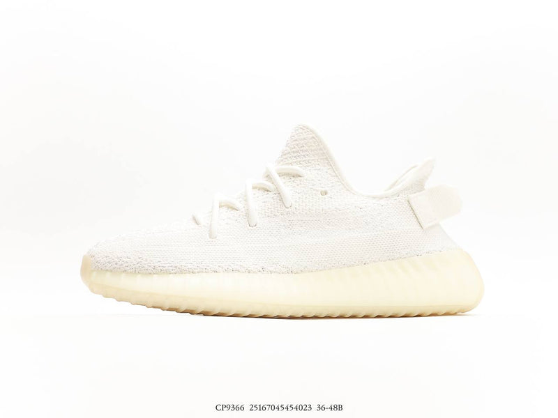 حذاء أديداس ييزي 350 بوست V2 أبيض