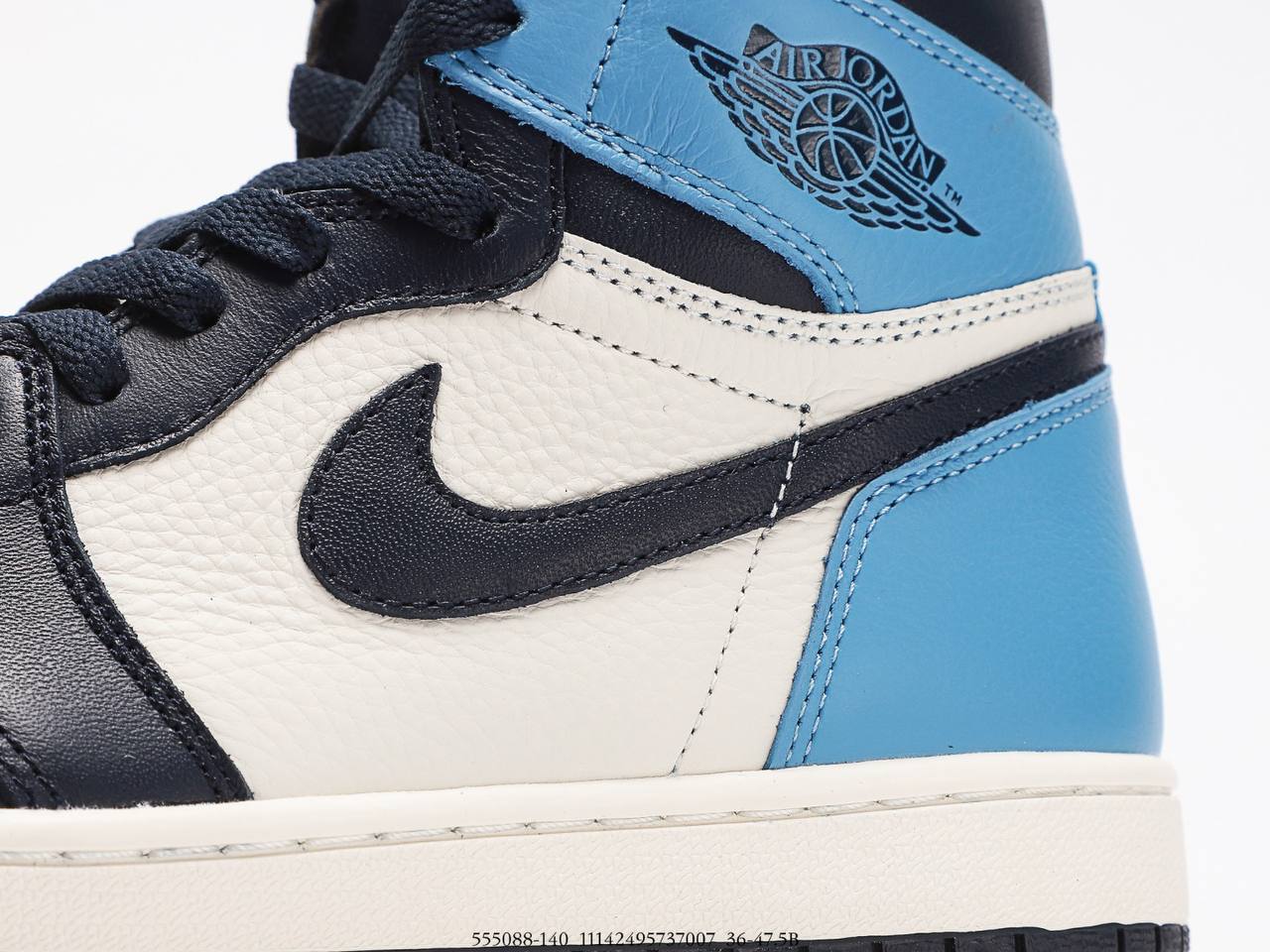 Jordan 1 Retro High  "Obsidian"