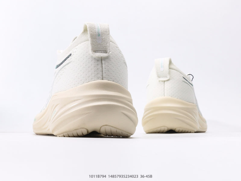 ASICS Gel-Nimbus 26 off white