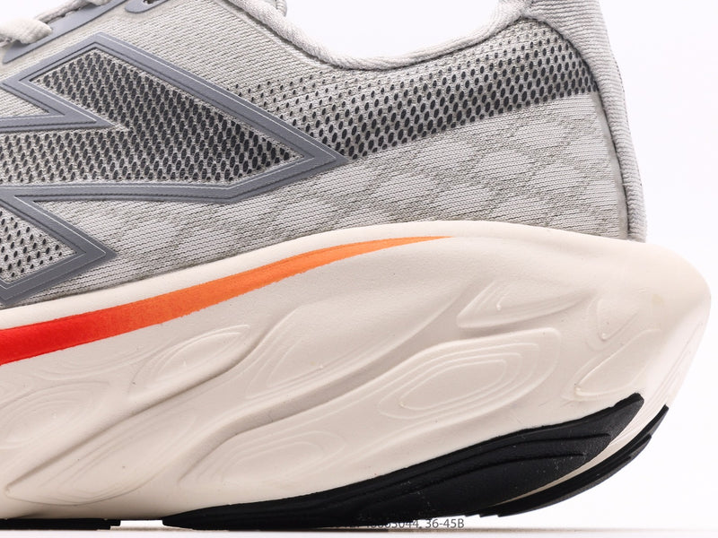 Nike New Balance NB Fresh Foam Evoz v14