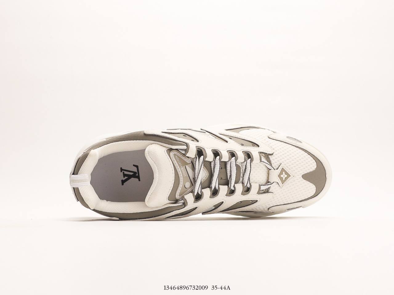 Louis Vuitton Skate Runner Tatic White