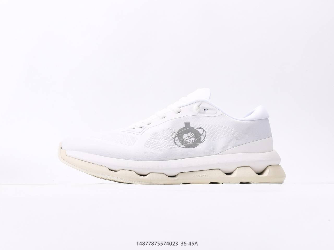 على منطقة سحابة Kith X Kith White Ice