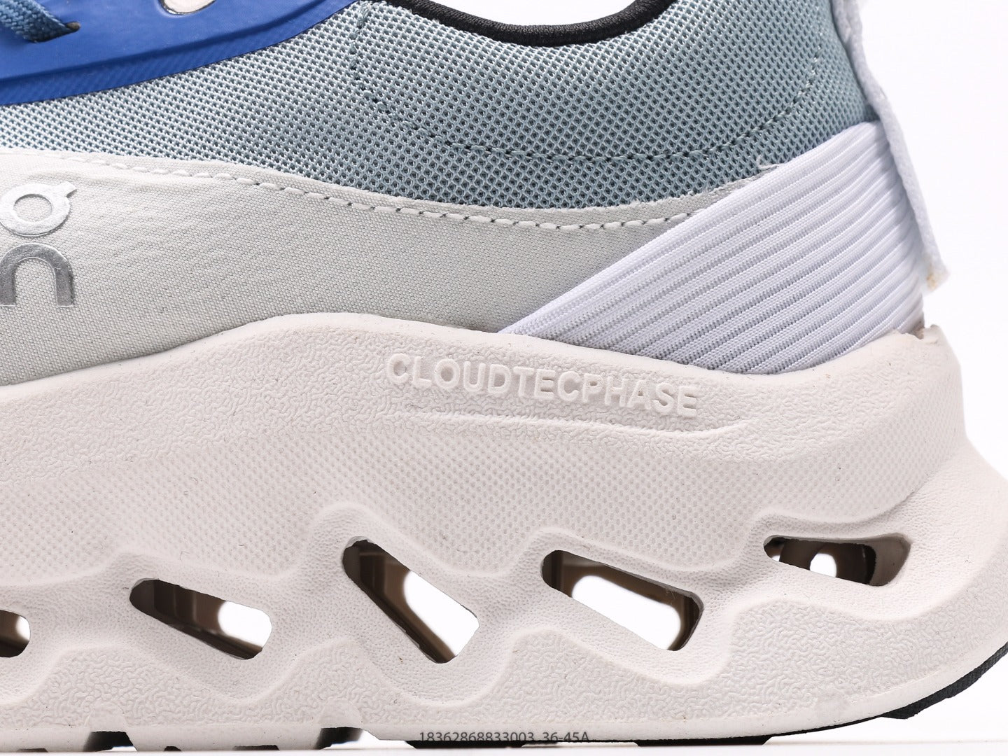 حذاء Loewe X Cloudtilt 2 أزرق أبيض
