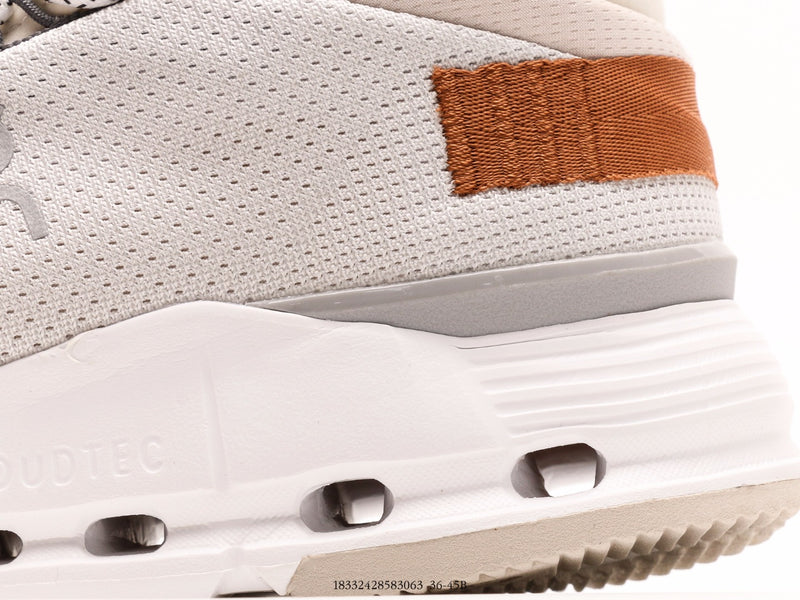 حول تشغيل Cloudnova White Brown