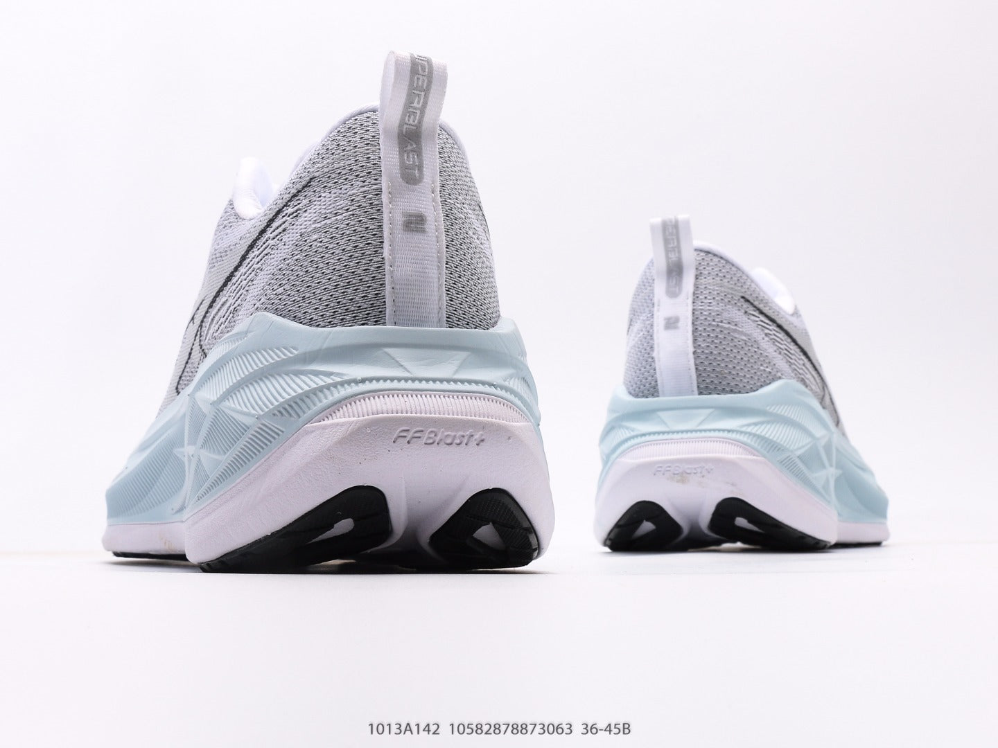 حذاء Asics Superblast 2 أبيض ورمادي بارد