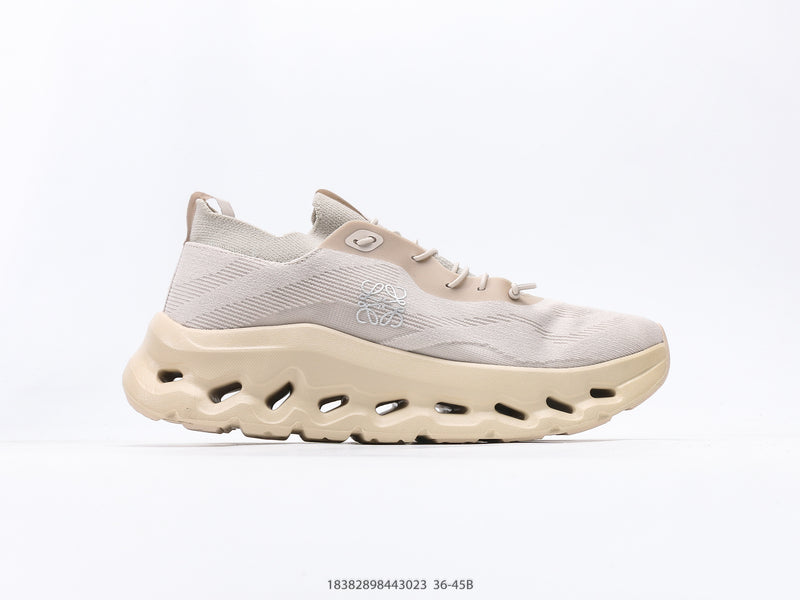 On Running Cloudtilt LOEWE Beige