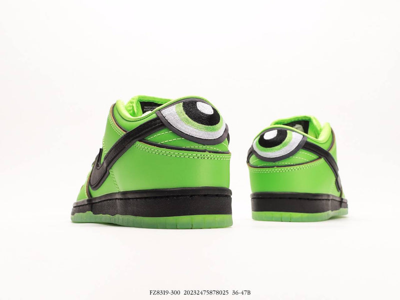 حذاء Nike SB Dunk Low من مجموعة فتيات القوة Buttercup