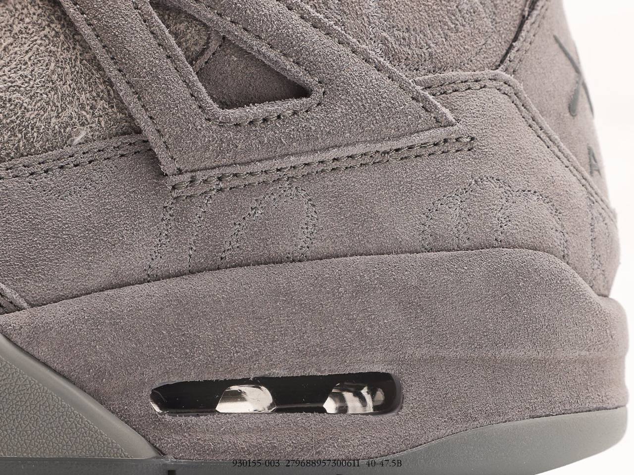 Jordan 4 Retro Kaws